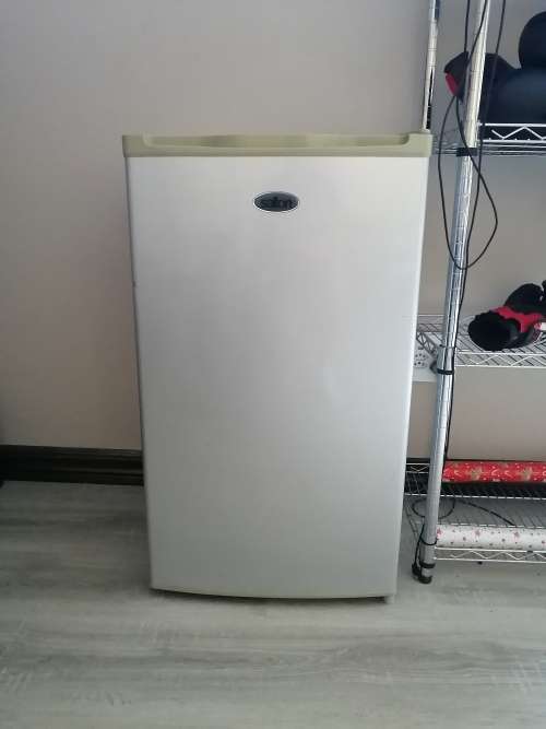 Salton 110L Bar Fridge