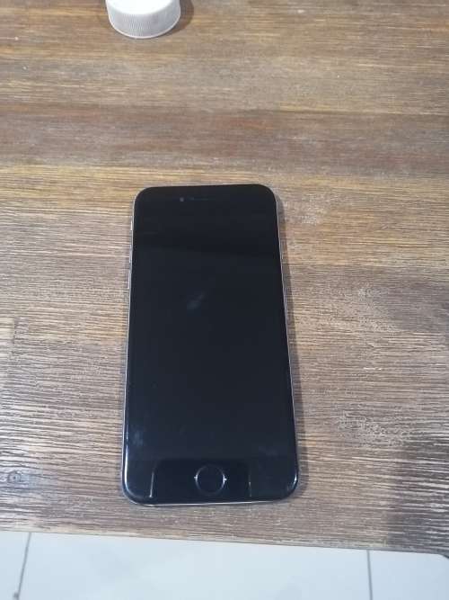Apple Iphone 6 16Gb (Pre-Owned) Space Grey + R1000 Free Accessories