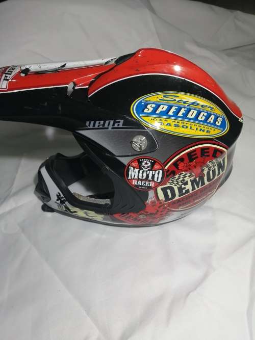 Vega Junior Racing MX Helmet - Medium (Size 71)