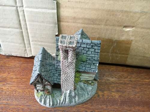 Vintage 1983 - The Bakehouse by David Winter - Hand made