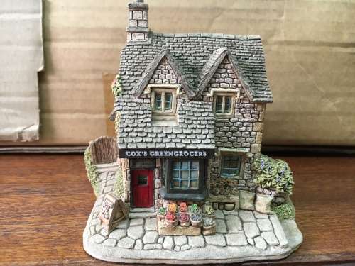 Vintage LillyputLane - Hand made