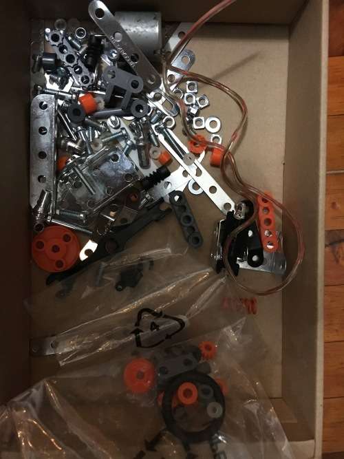 Meccano Model set to build - good value