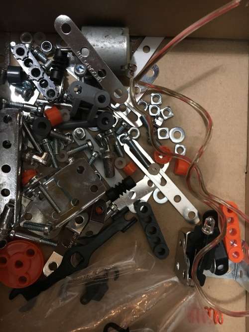Meccano Model set to build - good value