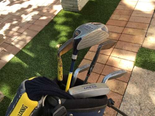 Junior golf clubs + bag - Spalding