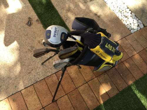 Junior golf clubs + bag - Spalding