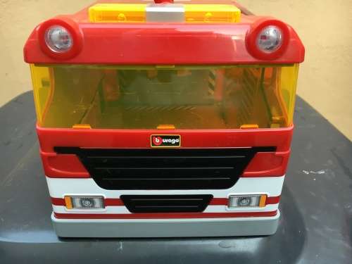 Burago Ferrari Truck playing set with sound - reduced