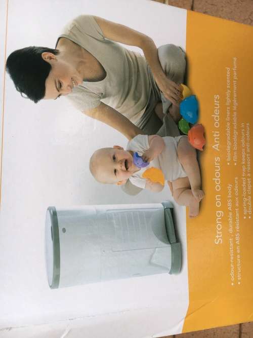 Wow - Fantastic condition - virtually brand new - Korbell Nappy Disposable System