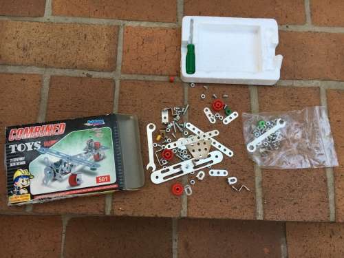 PolyLong Steel Building set similar to Meccano construct