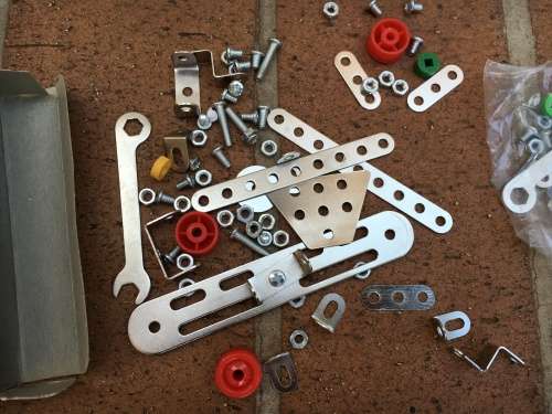 PolyLong Steel Building set similar to Meccano construct