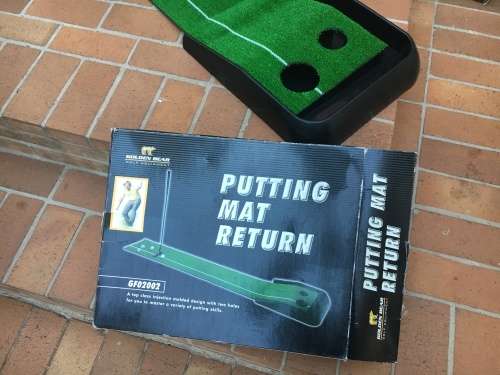 Brand new Large golf putting mat
