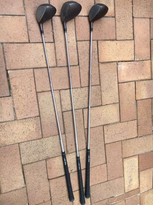 Junior golf clubs x 3