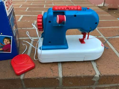 Singer sewing machine