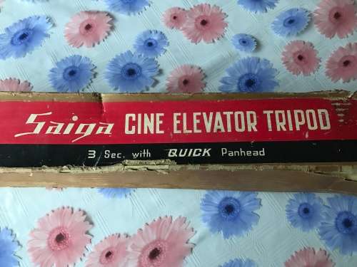 Very strong vintage tripod with steel legs - fantastic