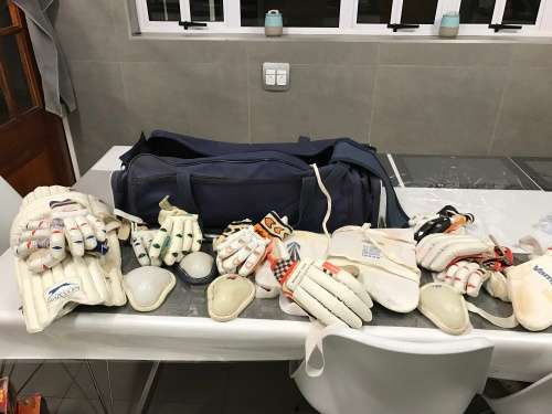Cricket kit - various items with bag