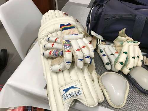 Cricket kit - various items with bag