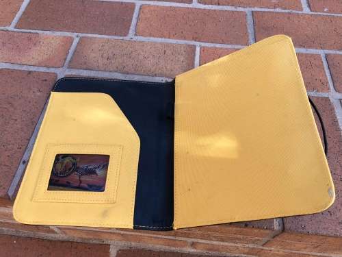 Collectable writing folder - Golden Breders