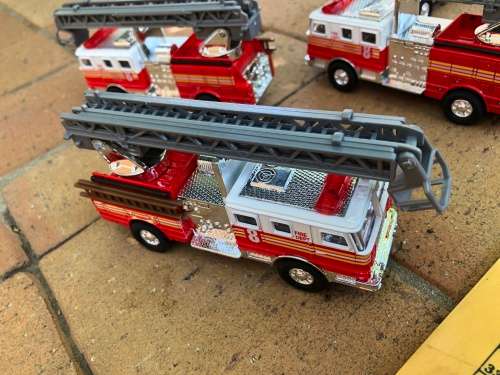 4 fantastic fire engines for layout or display
