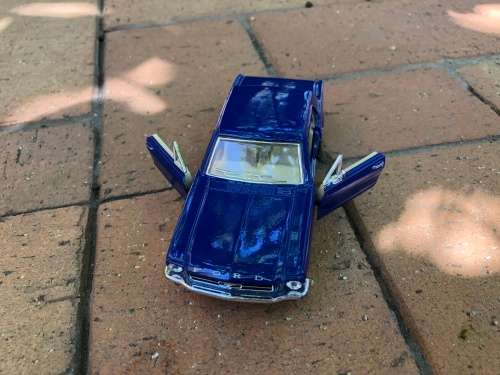 New die cast 1964 Ford Mustang - pull back action