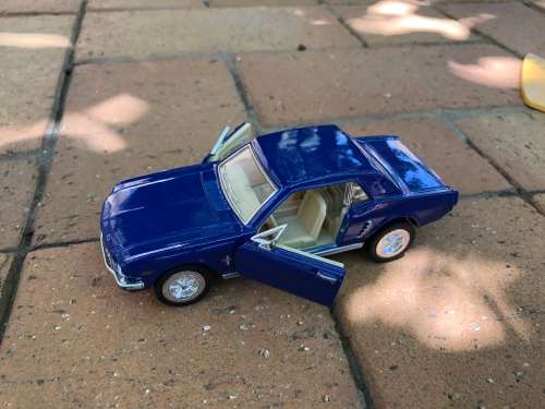 New die cast 1964 Ford Mustang - pull back action
