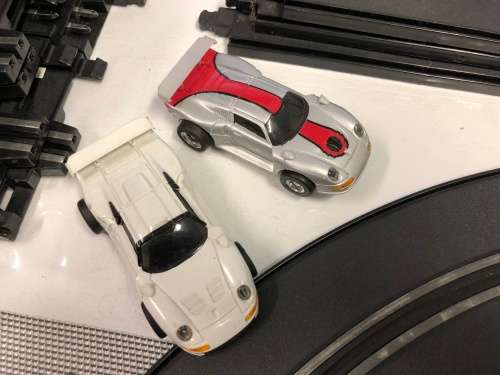 Large set of Artin slot car
