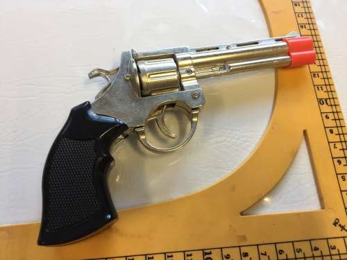 Nice pretend playing gun