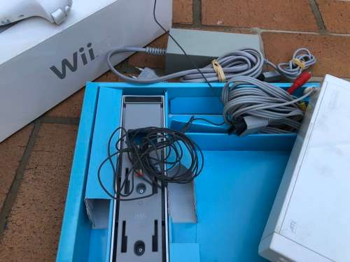Wii - good value and cheap price in box