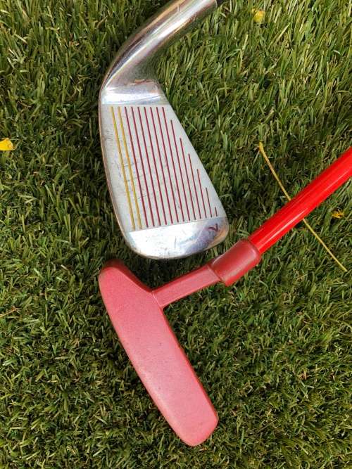 2 x Junior clubs Left handed