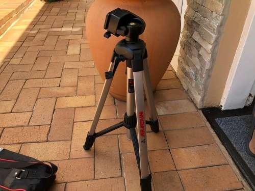 Wow - lovely tripod - very light with extendable legs and carry bag