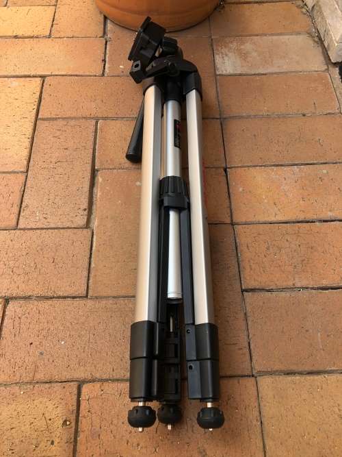 Wow - lovely tripod - very light with extendable legs and carry bag