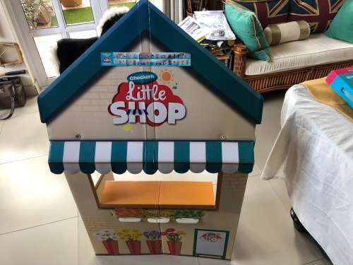 Wow - Little Shopper collection - stall, items and carry case