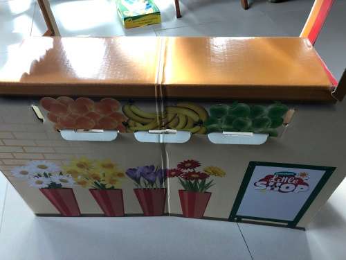 Wow - Little Shopper collection - stall, items and carry case