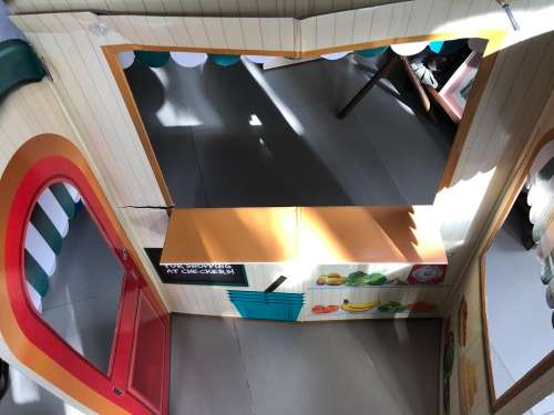 Wow - Little Shopper collection - stall, items and carry case