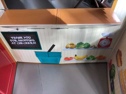 Wow - Little Shopper collection - stall, items and carry case