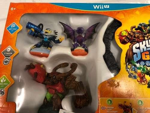 Brand New Wii U Skylander Giants Starter Pack
