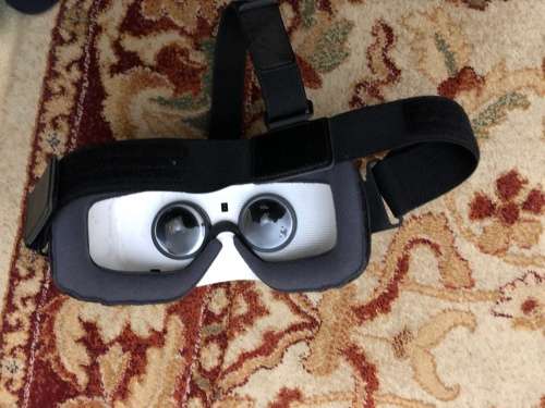 Samsung Gear VR Ocular headset - excellent
