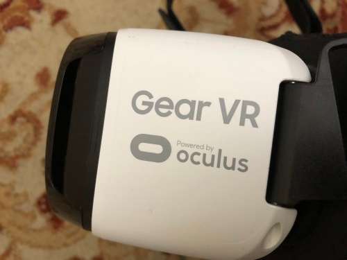 Samsung Gear VR Ocular headset - excellent