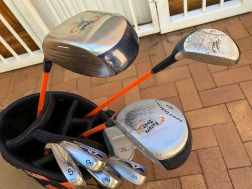Lovely junior golf club set for 13 - 16 yr olds