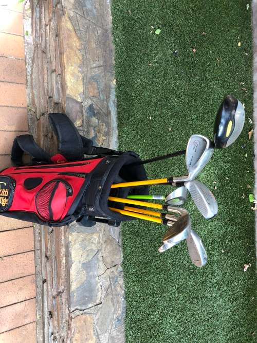 Junior golf clubs with bag - nice