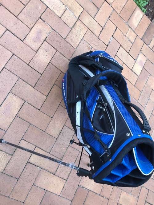 Lovely Adams Golf golf bag with stand