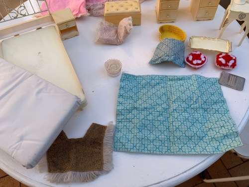 Wow - Original Barbie / Sindi and other fantastic accessories