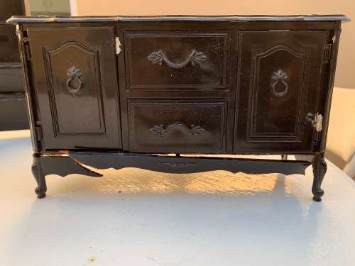 Vintage dining room furniture - some items need gluing