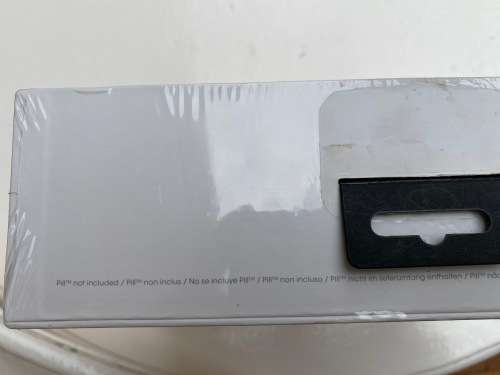 Brand new Beats Pill by Dr. Dre - Red in colour