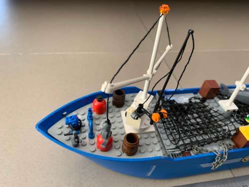 Amazing original Lego ship - very detailed