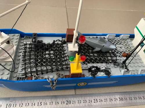 Amazing original Lego ship - very detailed