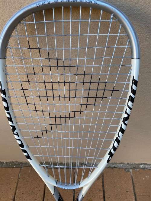 Lovely Dunlop Graphite Composite - amazing racquet