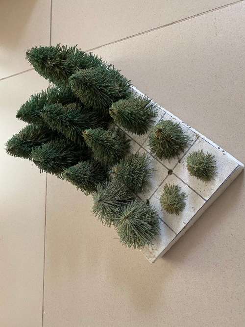 Large set of trees for track scenery