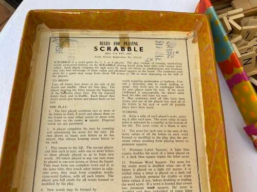 Vintage scrabble set