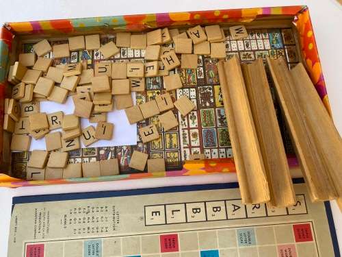 Vintage scrabble set
