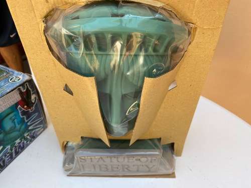 Marvel X Men Collectable Statue of Liberty
