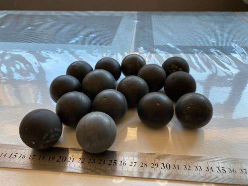 Lot of squash balls